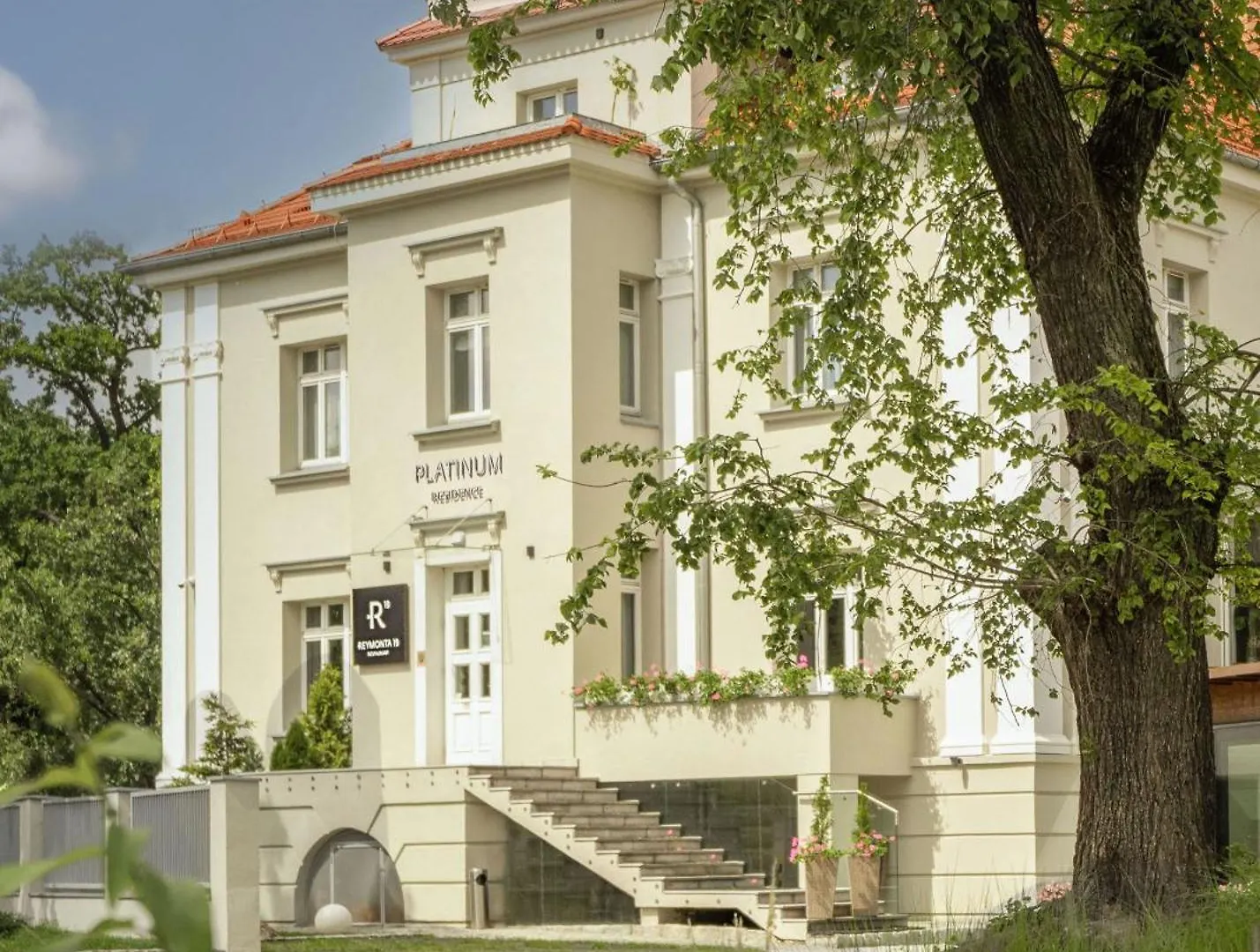 **** Hotel Platinum Residence Boutique Poznan Poland
